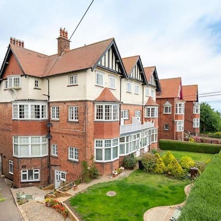 The Hideaway Luxury 5* 2 Bed Garden Apartment Scarborough Eksteriør bilde